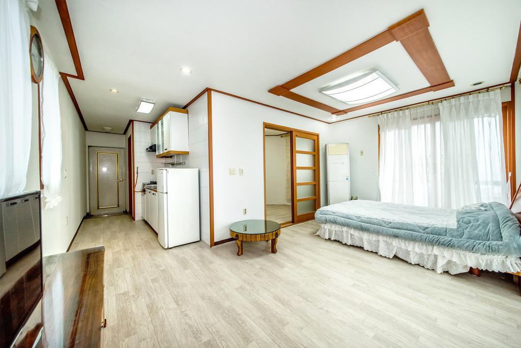 Dongsannara Pension Seogwipo Zewnętrze zdjęcie