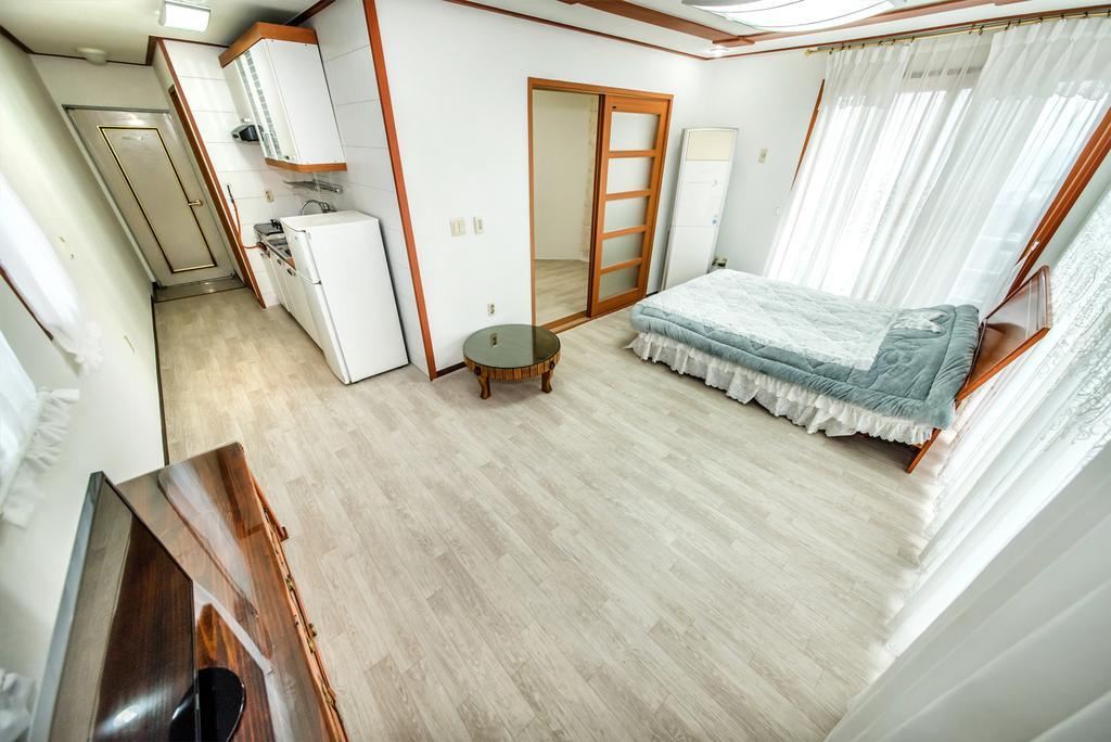 Dongsannara Pension Seogwipo Zewnętrze zdjęcie
